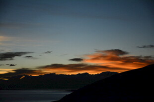 日落时分的壮丽天空景色