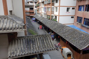 中式街巷屋顶俯瞰景象