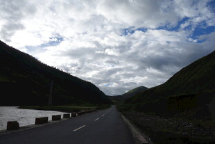 山间公路风景