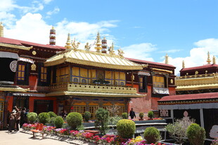 藏式寺庙建筑景观