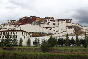 雄伟布达拉宫 高原壮丽景观