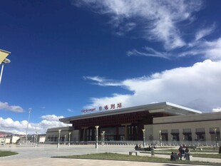 现代风格机场外观建筑