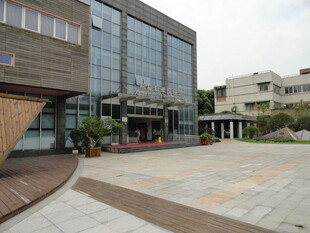 现代风格建筑外观