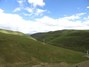 青山蓝天草原美景