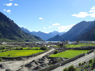 山间绿野乡村风光美景