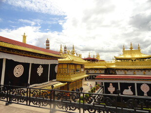 藏式寺庙建筑景观