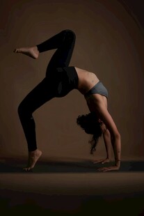 瑜伽 普拉提 健身美女