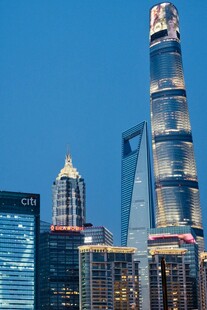 上海璀璨摩天大楼夜景