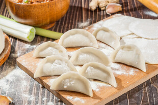 手工制作的美味饺子