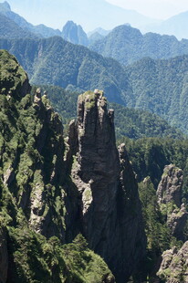 壮丽奇特的高山景观