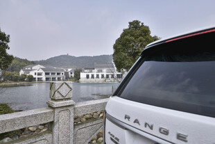 车窗外的山水景致