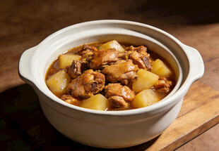 砂锅土豆炖鸡块
