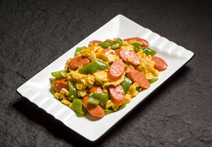 青椒鸡蛋炒香肠