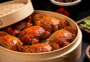 蒸笼里的大闸蟹