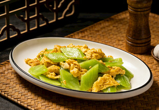 莴笋炒蛋