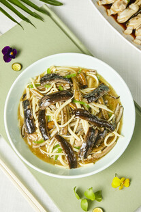 美味鳝鱼面