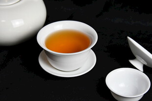茶盏 茶汤
