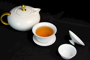  茶盏 茶汤