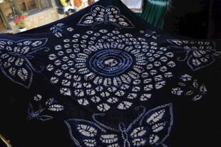 精美蓝印花布传统手工艺品