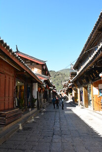 古街小巷 漫步传统建筑间