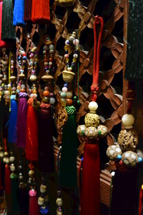 传统精美挂饰展示