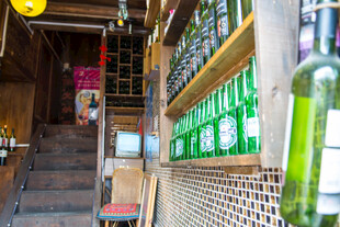 复古风小店内景展示