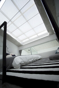 现代简约风格室内楼梯场景