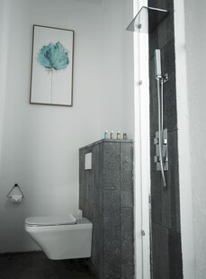 现代简约风格的卫生间