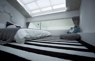 简约黑白条纹风卧室空间