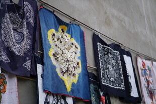 多彩挂毯展示独特艺术风格