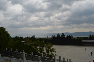 阴天的开阔景观