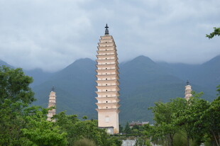 崇圣寺三塔风景