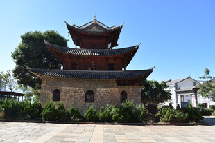 古雅三层中式楼阁建筑