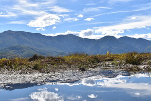山水相映的美丽自然景观