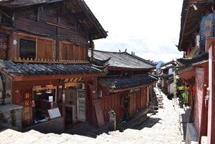 古雅日式木屋街道景象