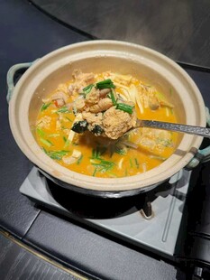 美味砂锅汤 鲜香诱人