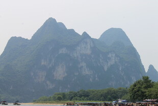 漓江秀丽山峰景观