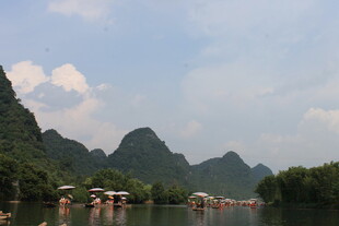 漓江山水美景如画