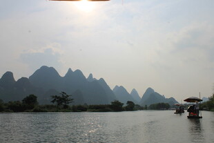 漓江山水美景如画