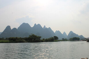 漓江山水美景如画