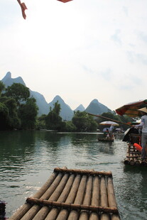漓江竹筏游景