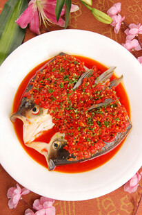 剁椒鱼头