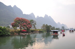 漓江山水美景如画