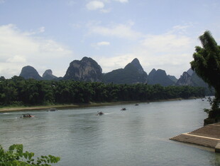 漓江山水美景如画