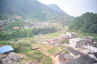 山村田园风光俯瞰图