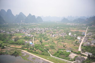 乡村山水田园风光俯瞰图