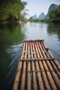 漓江竹筏漂流美景