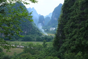 山间绿野 秀丽自然景致