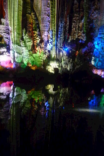 梦幻灯光夜景倒影奇观