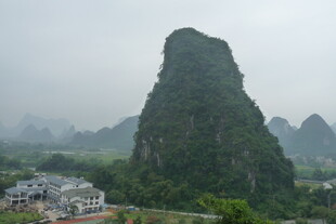 桂林奇峰 云雾缭绕之景